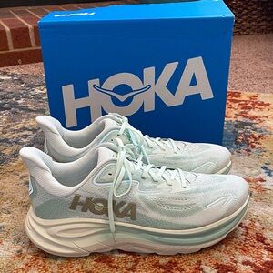HOKA Clifton 10, W 12